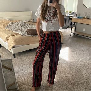 UO Loose fitting pants
